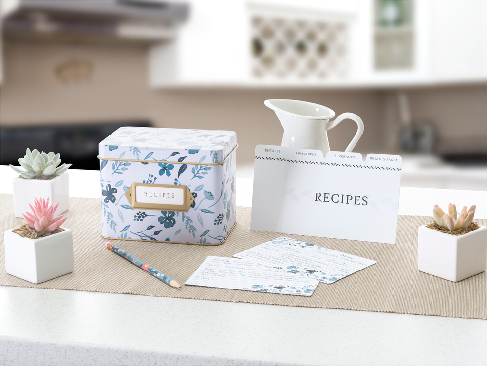 Recipe Binder Protective Sleeves 8.5" x 9.5" - Two Card Sleeves Only Jot & Mark Recipe Binder Protective Sleeves 8.5" x 9.5" - Two Card Sleeves Only Jot & Mark