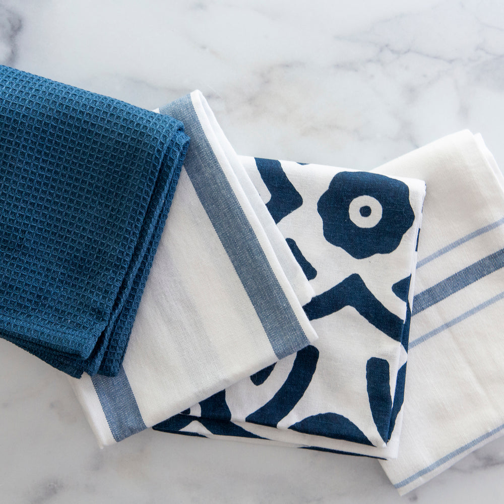 Dish Towels 100 Percent Cotton | Set of 4 for Drying and Kitchen Use (Regatta Blue)